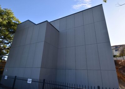 THE ILLAWARRA GRAMMAR SCHOOL (TIGS)